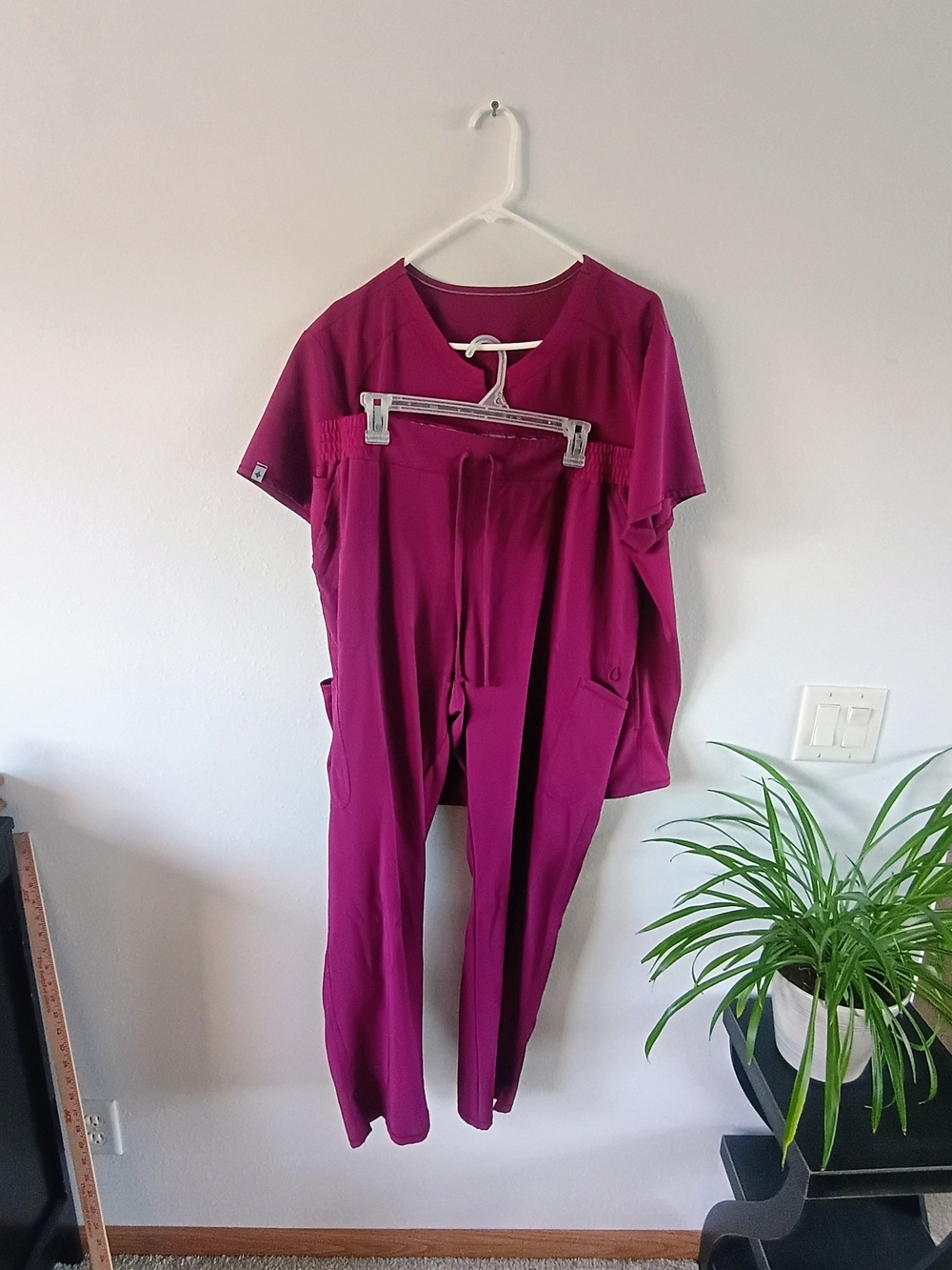 💗 Scrubstar Wine Scrub Set 2XL XL Stretch Nurse Medical Cargo Jogger Two Piece
